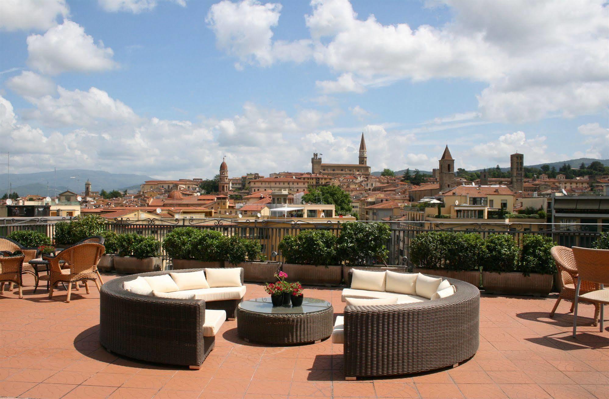 Hotel Continentale Arezzo Exterior foto
